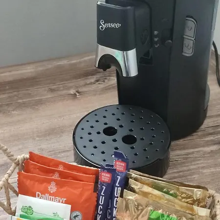 Glueckshaelfte - Moderne Haushaelfte Mit Xxl-parkplatz, Bike-storage & Garten Nahe Trier Дом отдыха Fohren