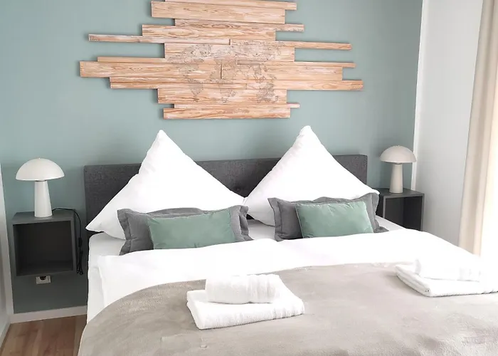 Glueckshaelfte - Moderne Haushaelfte Mit Xxl-parkplatz, Bike-storage & Garten Nahe Trier