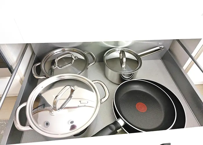 Glueckshaelfte - Moderne Haushaelfte Mit Xxl-parkplatz, Bike-storage & Garten Nahe Trier Casa de Férias *